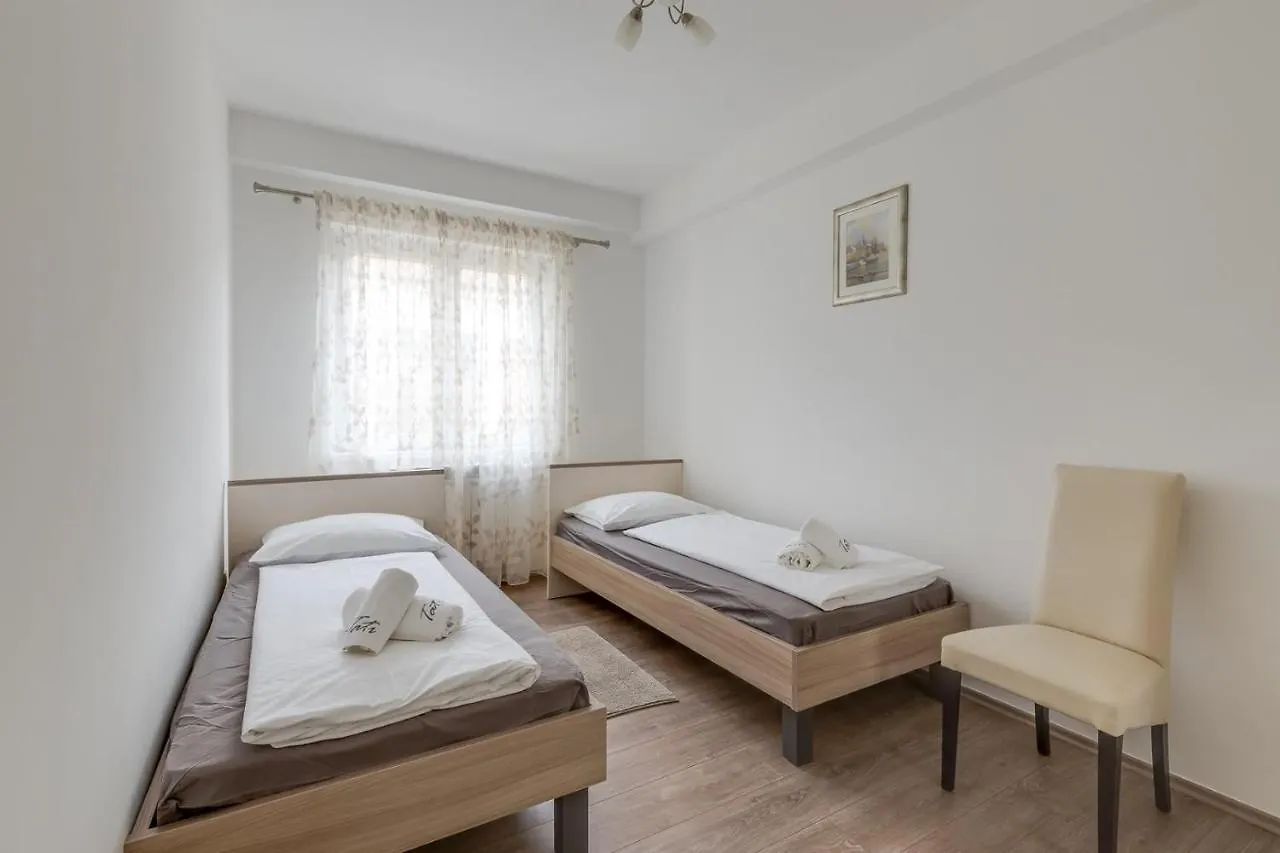 Two-Bedroom Apartment Tatty Porec
