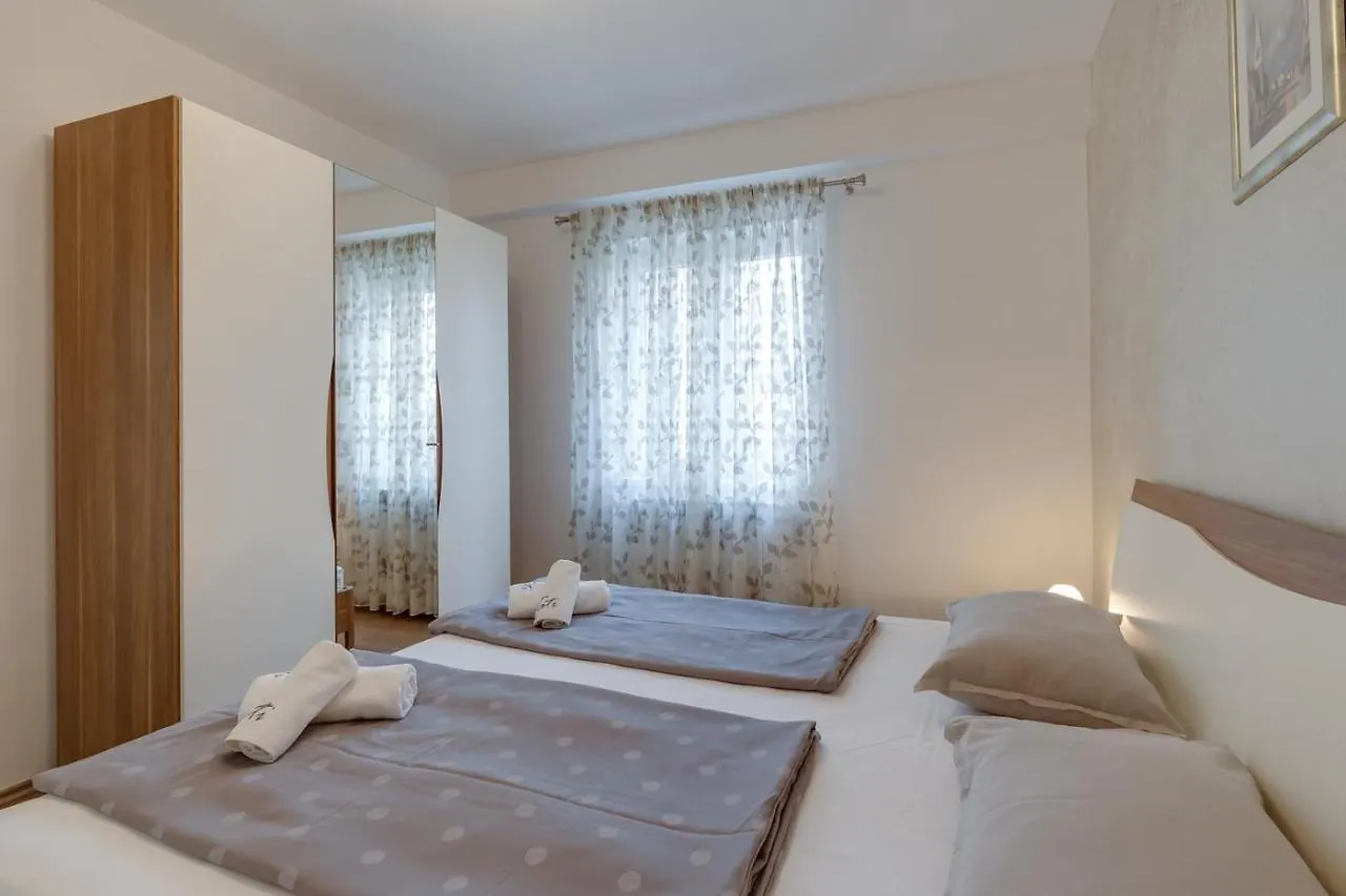 Two-Bedroom Apartment Tatty Porec